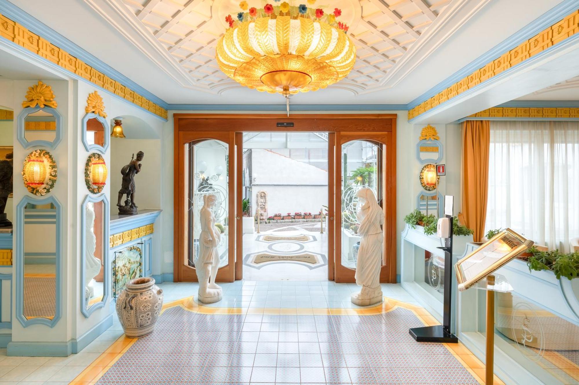 Hotel Eliseo Park'S Сант'Анджелло Экстерьер фото