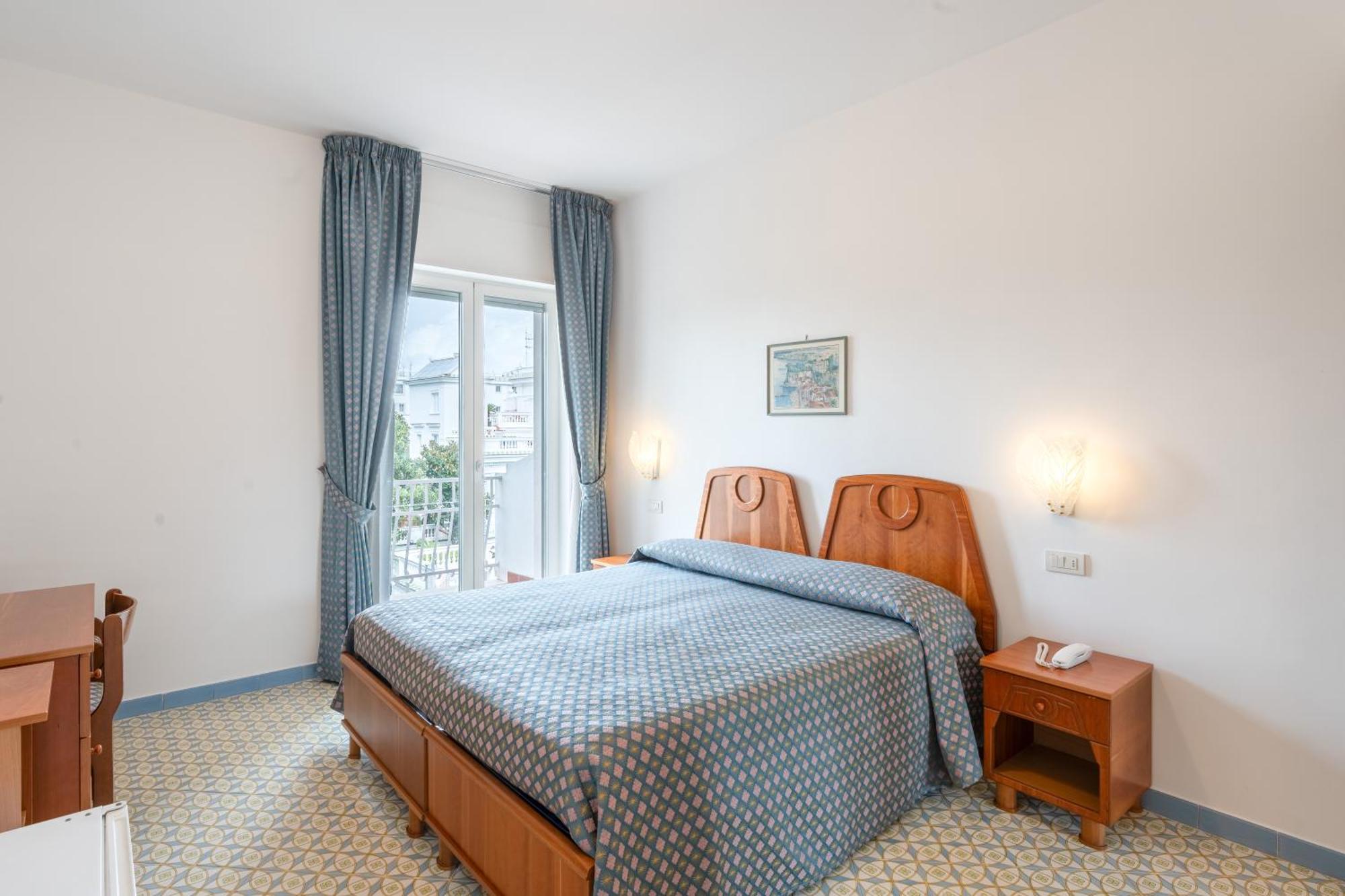 Hotel Eliseo Park'S Сант'Анджелло Экстерьер фото